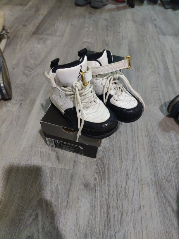 Kids Jordan 12 Retro