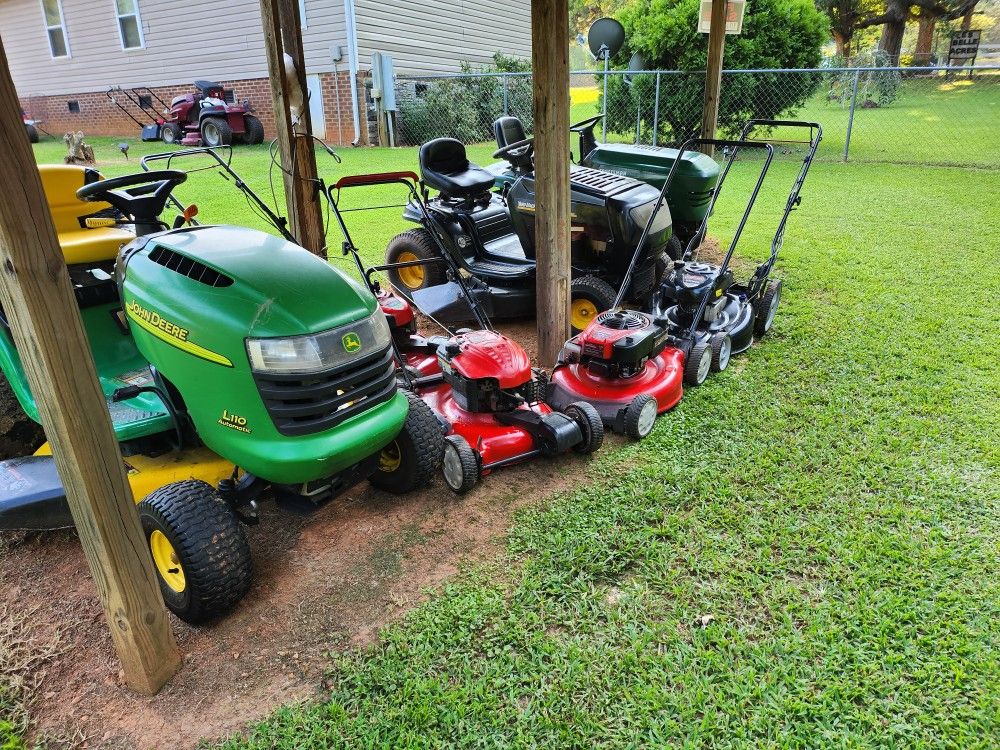 Riding And Push Lawn Mowers For Sale
