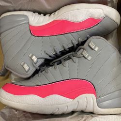 air jordan retro 12 GS SIZE5 y