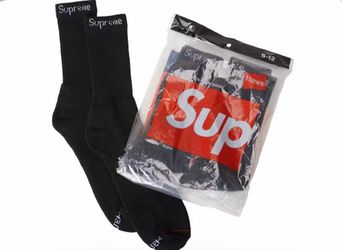 Supreme socks