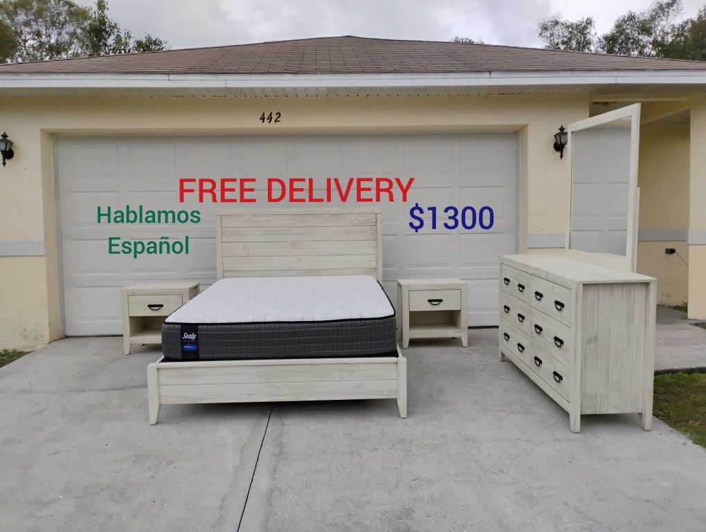 Queen Size Bedroom Set With Mattress GREAT CONDITION ๐ FREE DELIVERY ๐