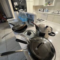 Lodge Cast Iron Combo Cooker for Sale in Diamond Bar, CA - OfferUp