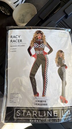 Costume
