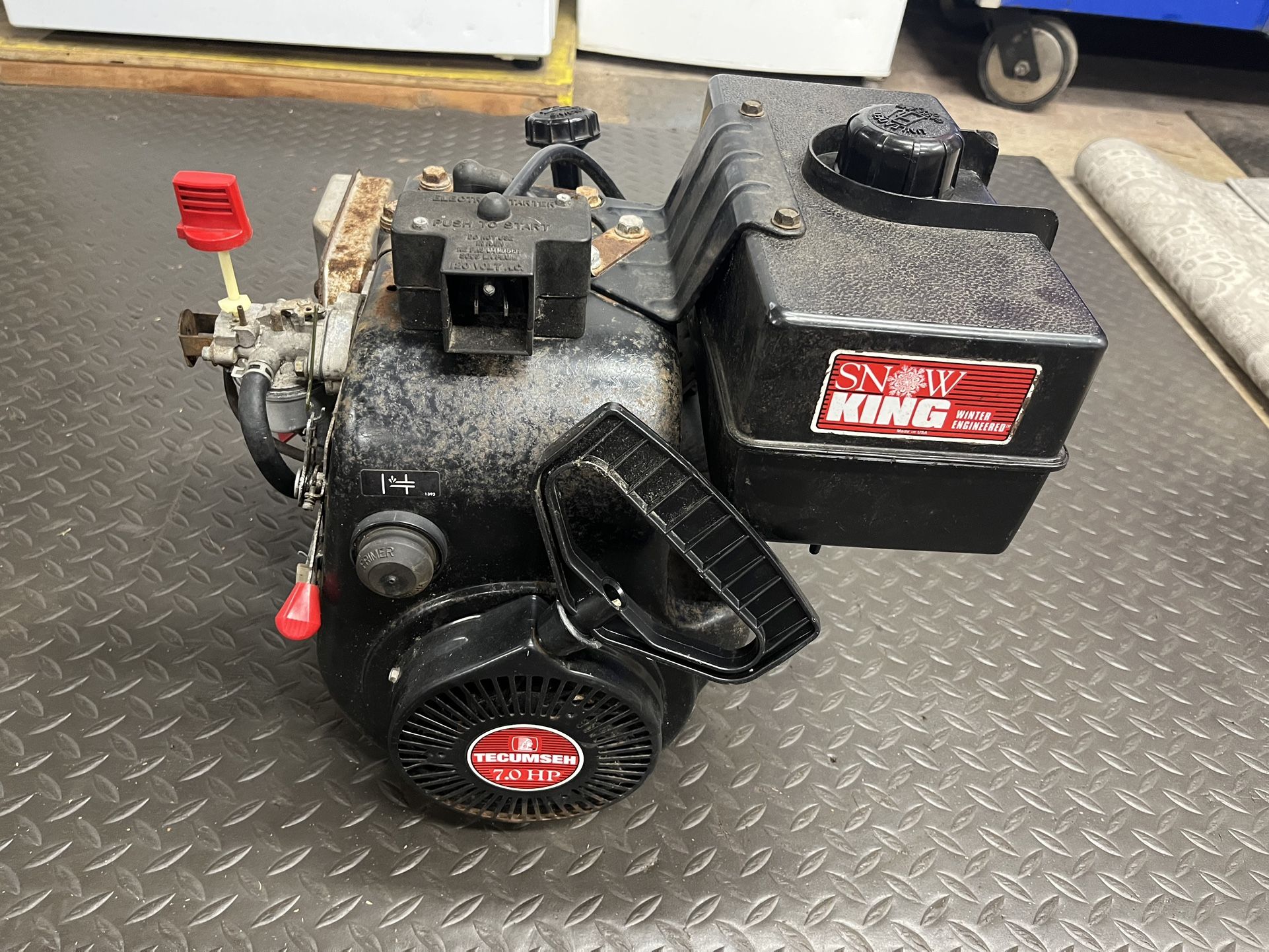 7 HP Tecumseh Engine