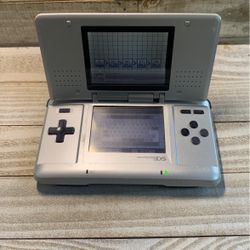 Nintendo DS Original Console NTR-001 Works Broken Hinge