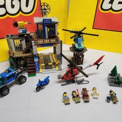 Lego City 60174 Mountain Police Headquarters 