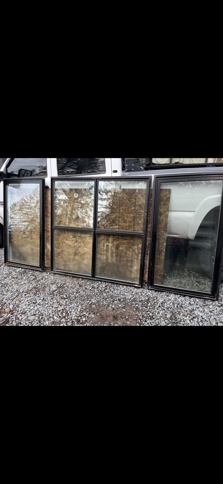 16 Nice Black Windows!!