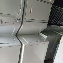 Whirlpool Washer And Dryer Stackable Both Works Good 👍
