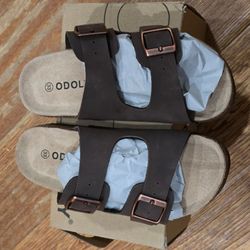 Kids sandals (size 2)