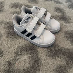 New Toddler Adidas 