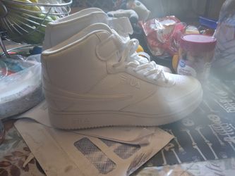 Fila shose