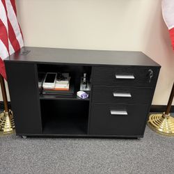 Office Credenza / Filing Cabinet with Drawers & Shelves – Great Condition