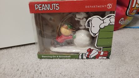 Peanuts Christmas Figure. 