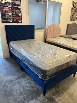 Twin Size Bed Frame With Mattress 
