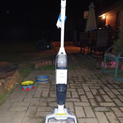 Tineco Cordless IFloor 2 Complete Vacuum/ Carpet Cleaner For Sale 