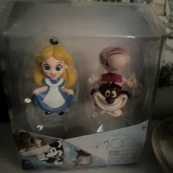 Alice In Wonderland Figurines 