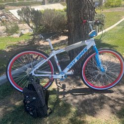 Fast ripper Mike buff se racing