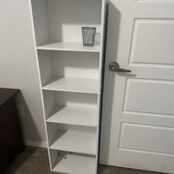 Bookshelf / Bookcase
