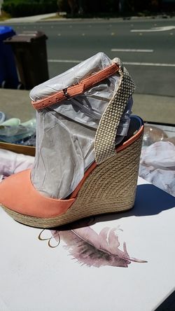 Jessica Simpson Wedges