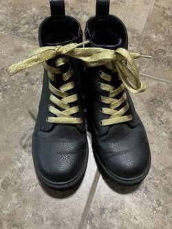 Girl Boots 