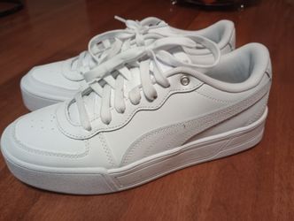 Women's Puma Shoes 8
