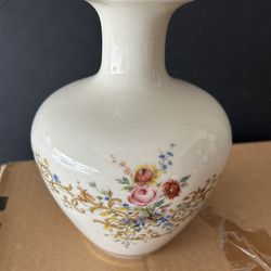 Royal Doulton Queen Anne Vase
