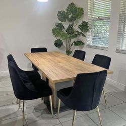 Dining Room Table (extendable)