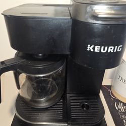 Keurig K-Duo Single Serve and Carafe Coffee Maker with 12 K-Cups (Black)