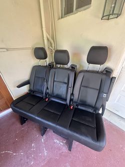 Captain chairs