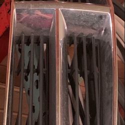 2010 Dodge Charger SXT Grill 