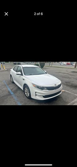 2017 KIA Optima