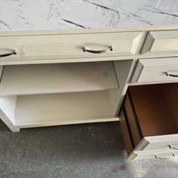 Student Desk - Raymor Flanigan