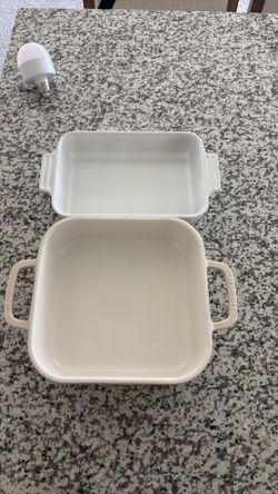 Le Creuset baking dish