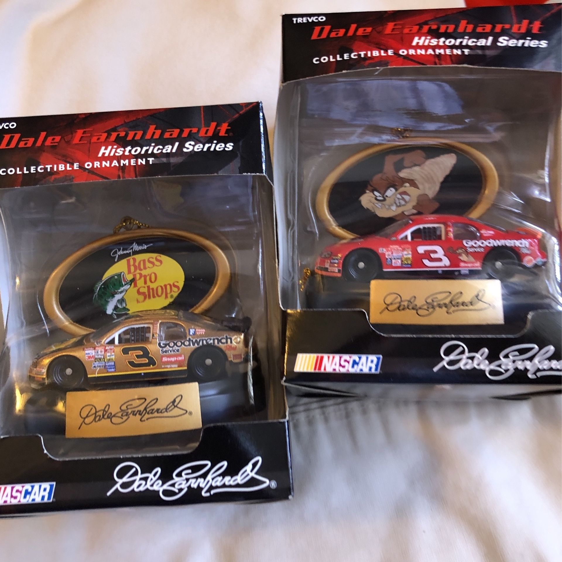Dale EarnhardtChristmas ornaments￼