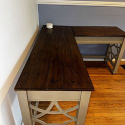 Pike & Main Quinn Corner Desk