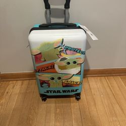 Star Wars Disney Kids Suitcase Carry on Rolling Luggage Travel‎ 20". Brand New