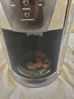 Coffee maker saltonCoffee maker salton
Good condition perfect condition good working order nothing wrong works great cheaper than Walmart
Glass pictur