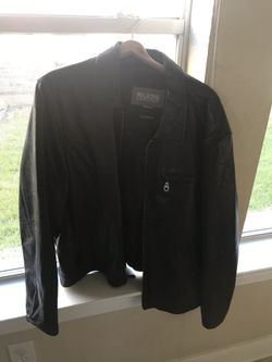Men’s Black Leather Jacket-Size Large