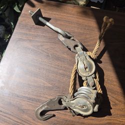 Pullies With Hooks