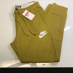 Nike Sportswear Fleece pants 