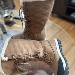 Bearpaw Boots 