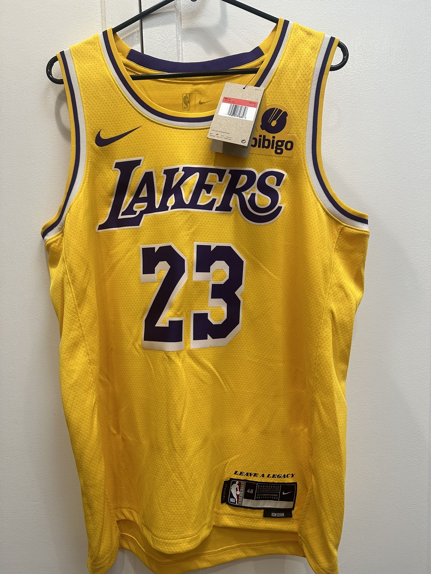 Lebron Jersey (new) 