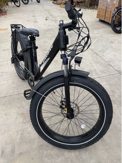E-bike 26” fat tire 70 miles range