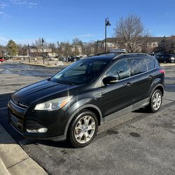 2013 Ford Escape SEL $3700 OBO