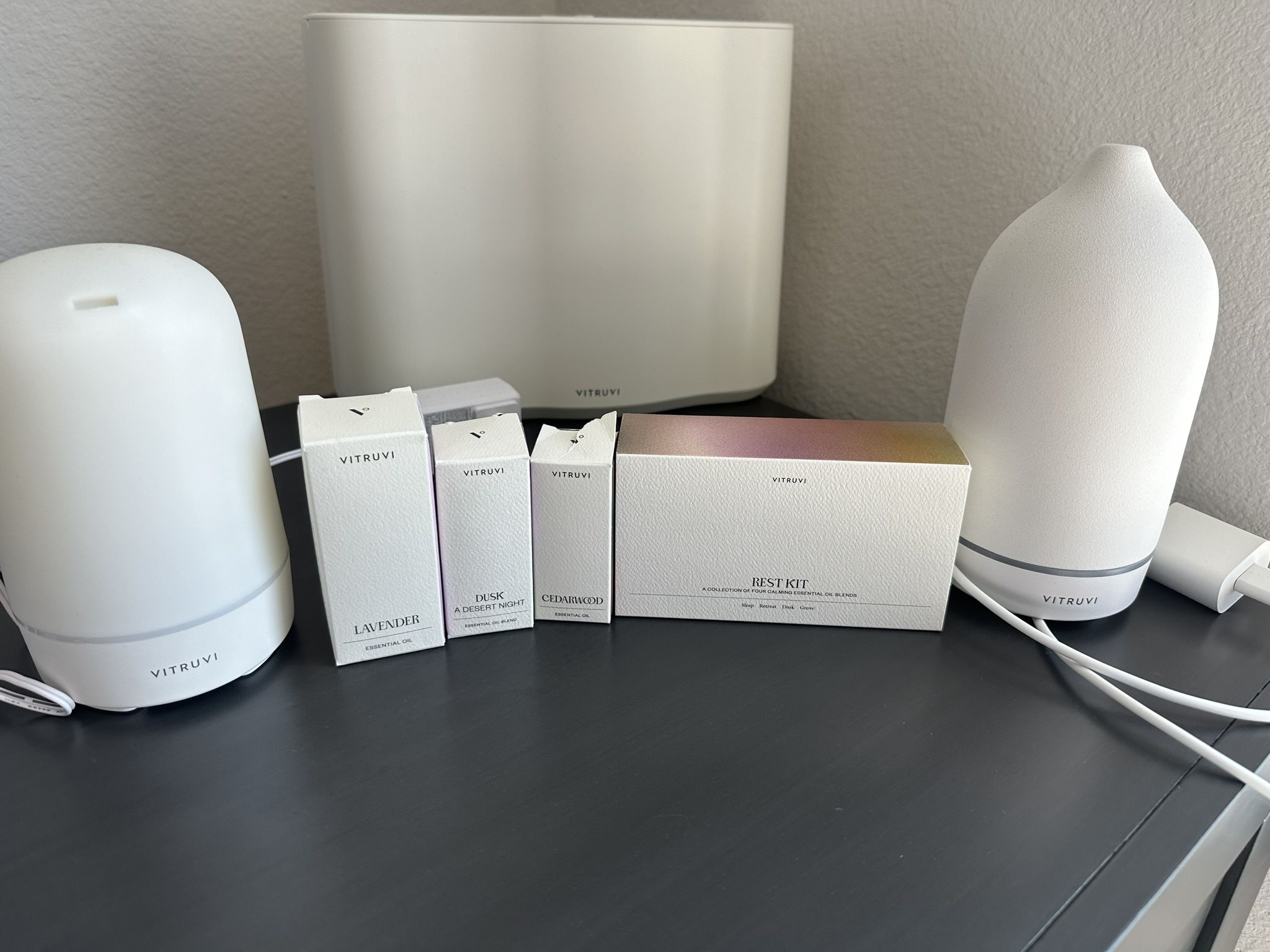 Vitruvi Cloud Humidifier and Diffuser Set with Scents Included