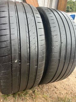2 tires 285 40 22 Michelin