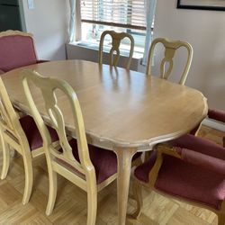 Ethan Allen Extendable Wooden Table/Chairs