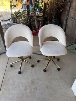 Boucle Office Chairs with Gold Base – Set of 2