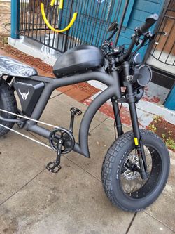 Mg's Electric chopper Brand New Only $2999 or Make $100 Monthly Payments.
