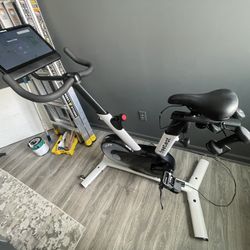  Cycling Exercise Bike 